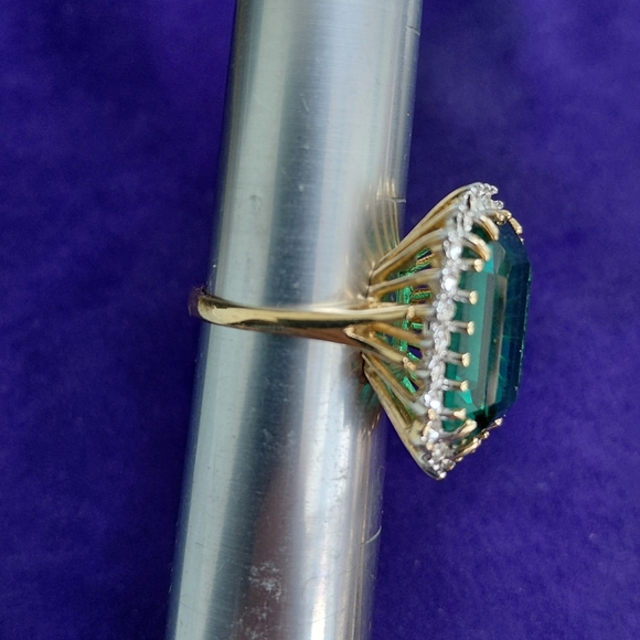 Statement COCKTAIL rings. Size 6.5, Emerald Cut Green/Blue Green Stone Gold Band - Picture 8 of 17